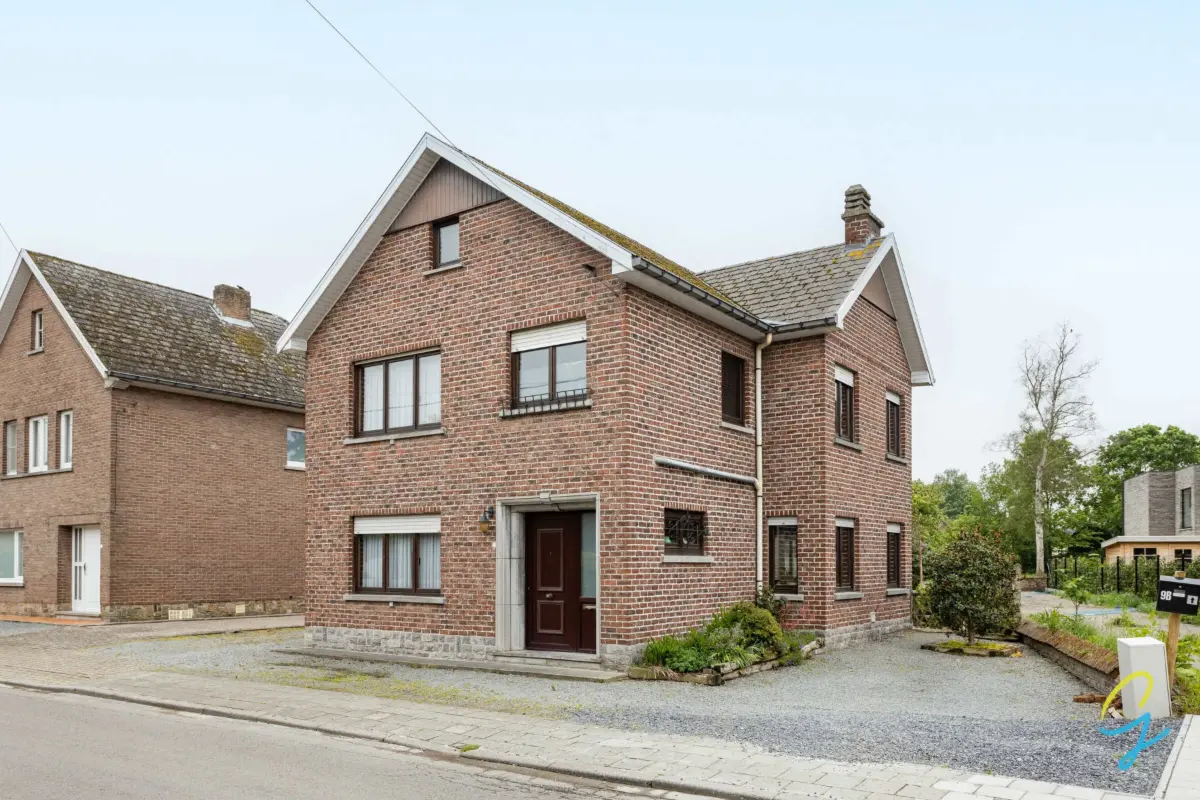 Huis te  koop in Lede 9340 325000.00€ 3 slaapkamers 169.00m² - Zoekertje 778006