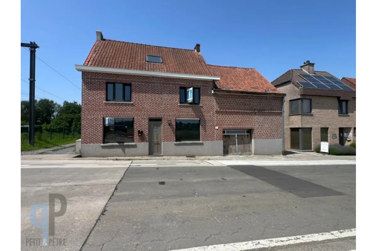 Huis te  koop in Zottegem 9620 239000.00€ 3 slaapkamers 203.00m² - Zoekertje 778732
