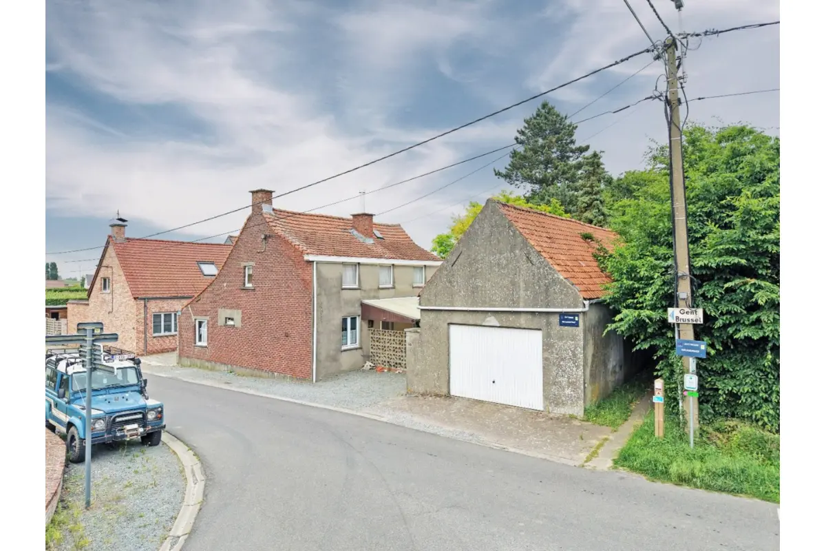 Huis te  koop in Zottegem 9620 275000.00€ 4 slaapkamers 150.00m² - Zoekertje 778811