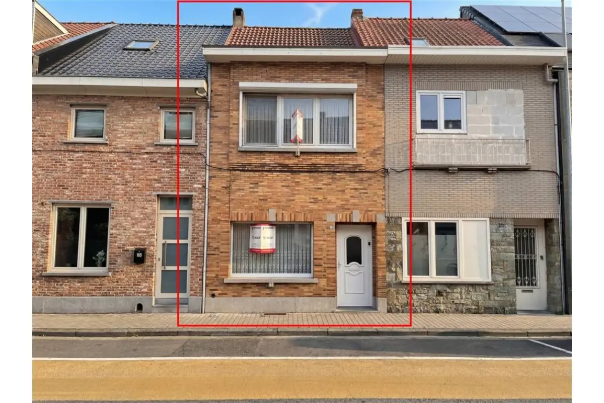 Huis te  koop in Sint-Niklaas 9100 262000.00€ 3 slaapkamers m² - Zoekertje 777876