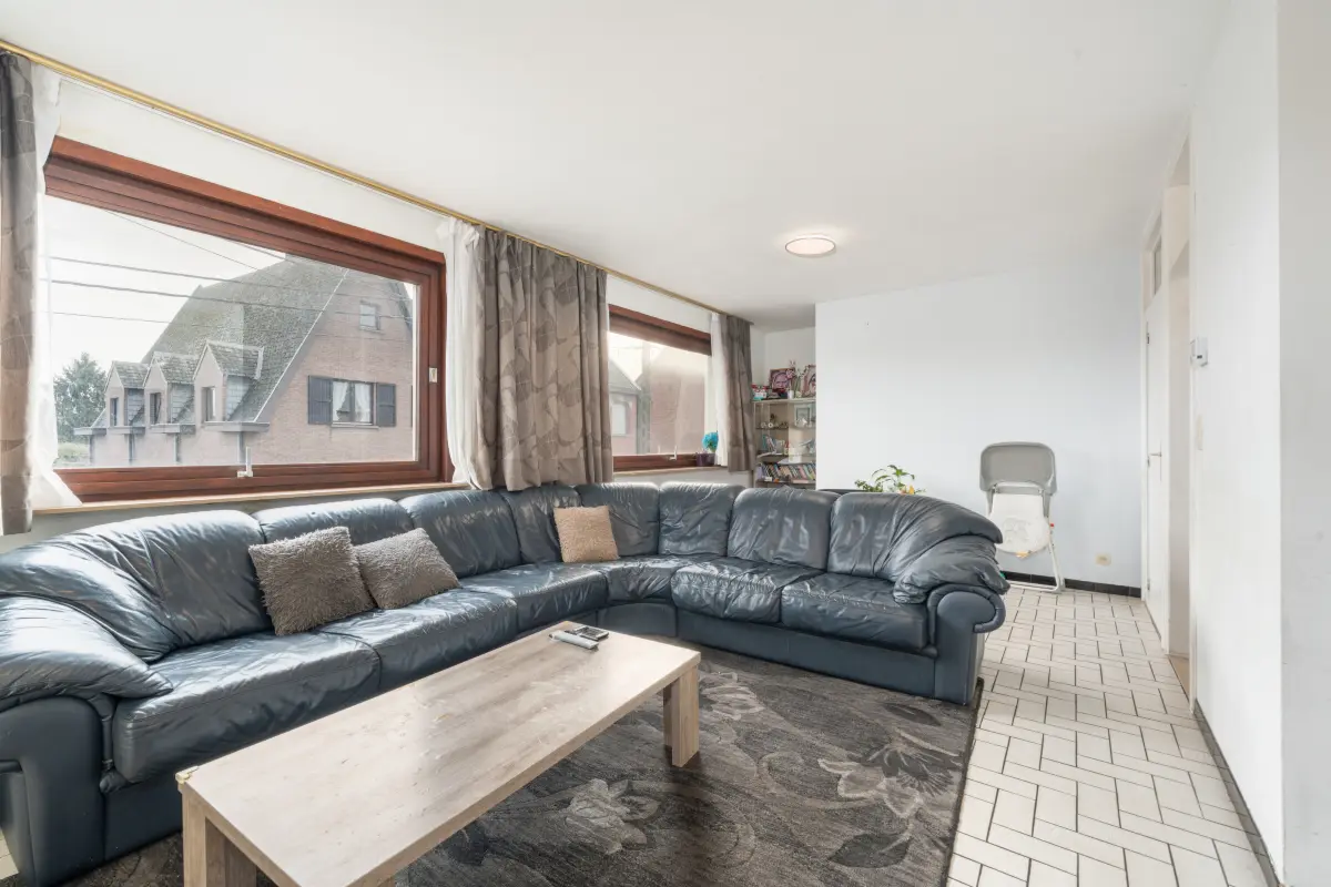 Appartement te  koop in Lebbeke 9280 165000.00€ 3 slaapkamers 130.00m² - Zoekertje 779685