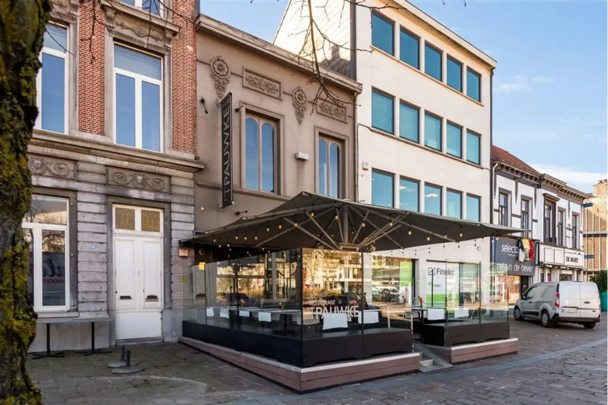 Appartementsgebouw te  koop in Beveren-Waas 9120 699000.00€  slaapkamers 271.00m² - Zoekertje 779372