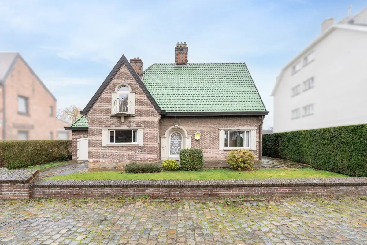 Huis te  koop in Grembergen 9200 399000.00€ 4 slaapkamers 244.00m² - Zoekertje 779645