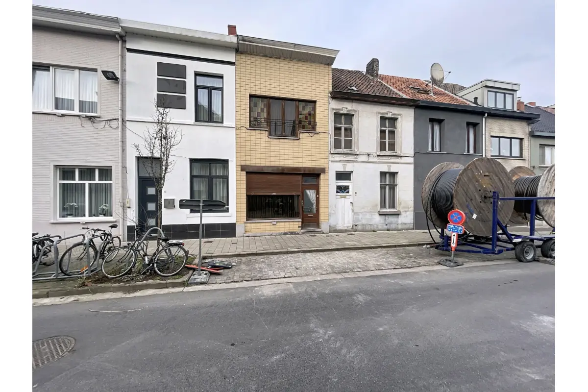Huis te  koop in Ledeberg 9050 288000.00€ 2 slaapkamers 142.00m² - Zoekertje 780203