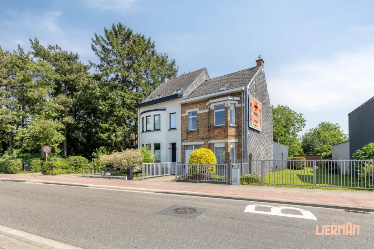 Huis te  koop in Aalst 9300 297000.00€ 4 slaapkamers 185.00m² - Zoekertje 780226