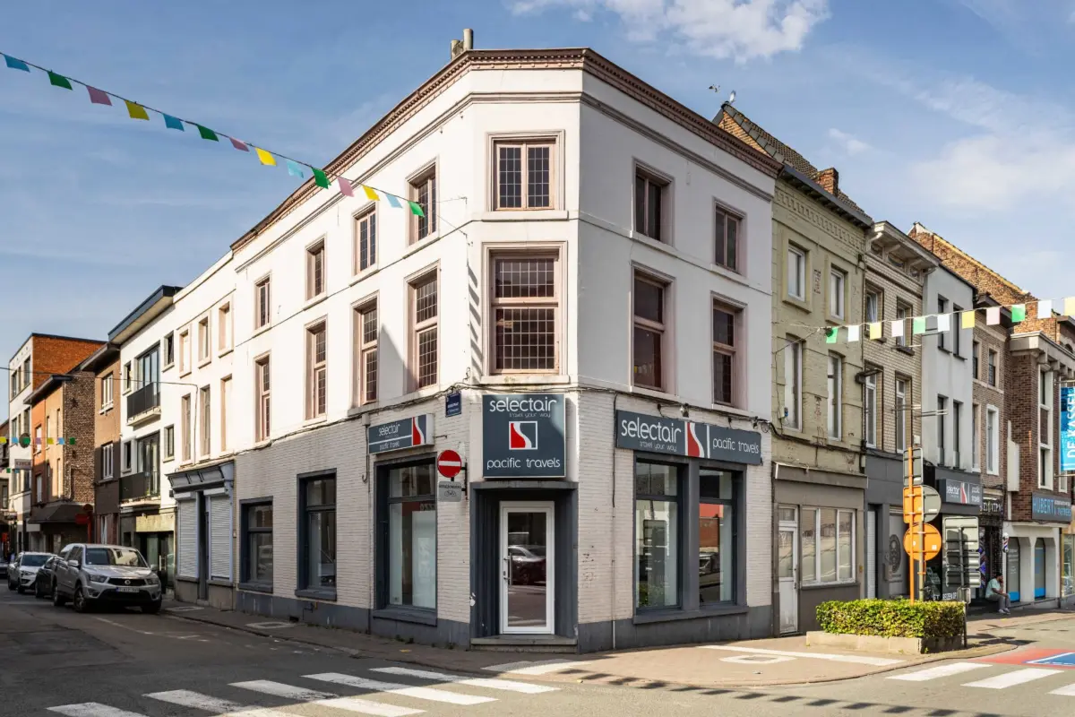 Mixgebouw te  koop in Geraardsbergen 9500 225000.00€ 6 slaapkamers 180.00m² - Zoekertje 780659