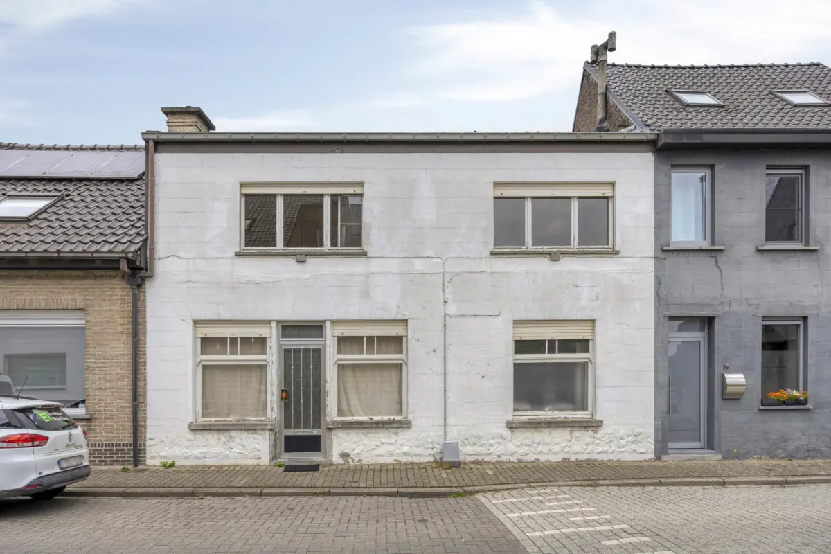 Huis te  koop in Erpe-Mere 9420 185000.00€ 4 slaapkamers 152.00m² - Zoekertje 782002