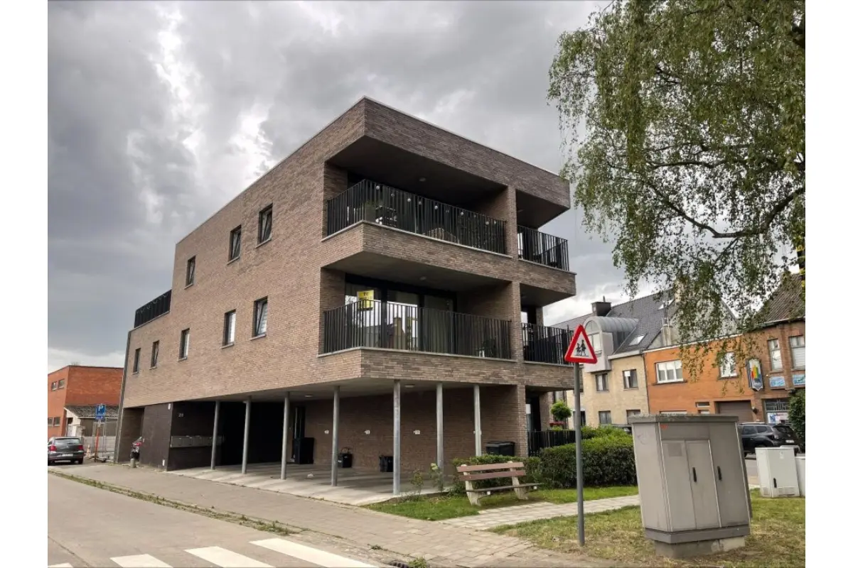 Appartement te  huur in Vrasene 9120 875.00€ 2 slaapkamers 98.00m² - Zoekertje 781983