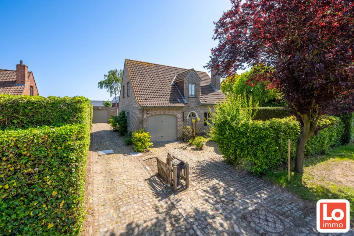 Huis te  koop in Lochristi 9080 498000.00€ 3 slaapkamers 127.00m² - Zoekertje 784445