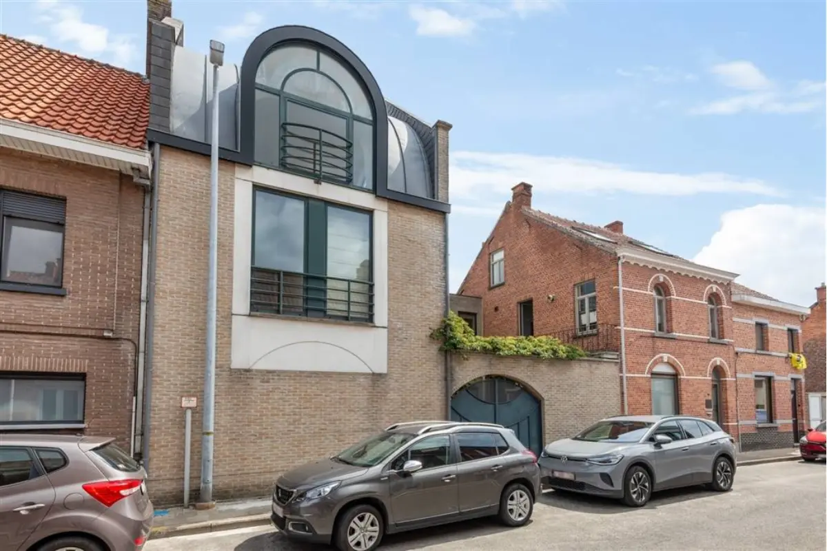 Appartementsgebouw te  koop in Hamme 9220 485000.00€ 5 slaapkamers 331.00m² - Zoekertje 783749