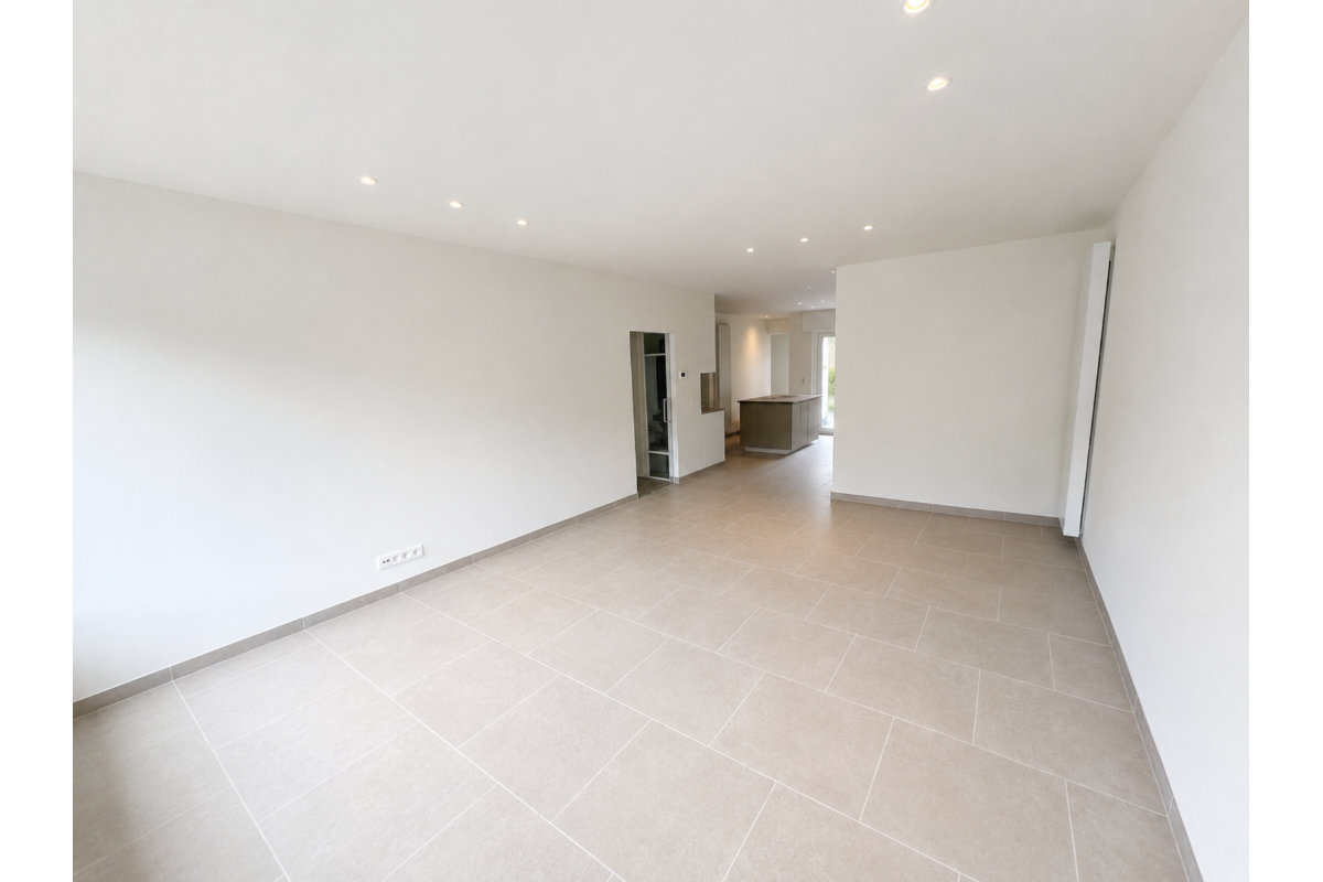 Appartement te  huur in Gent 9000 1250.00€ 3 slaapkamers 127.00m² - Zoekertje 784854