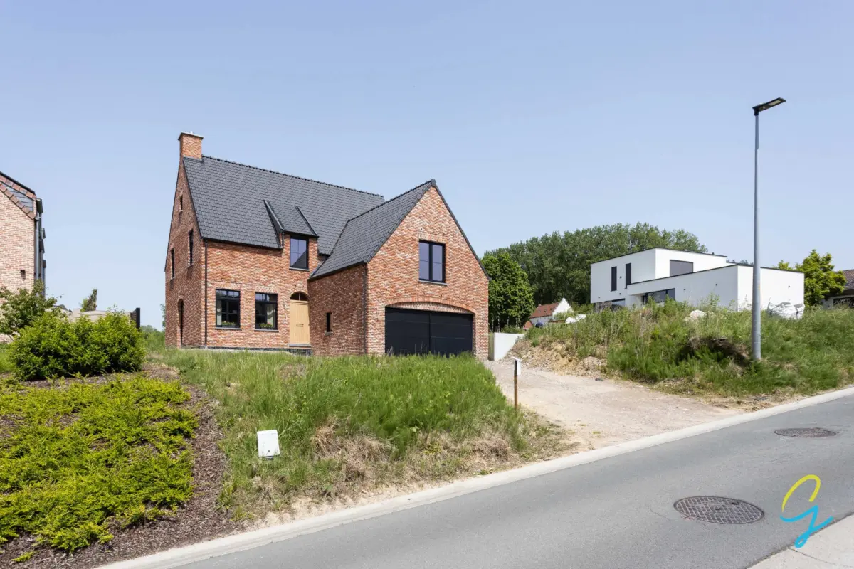 Huis te  koop in Brakel 9660 775000.00€ 4 slaapkamers 279.00m² - Zoekertje 784638