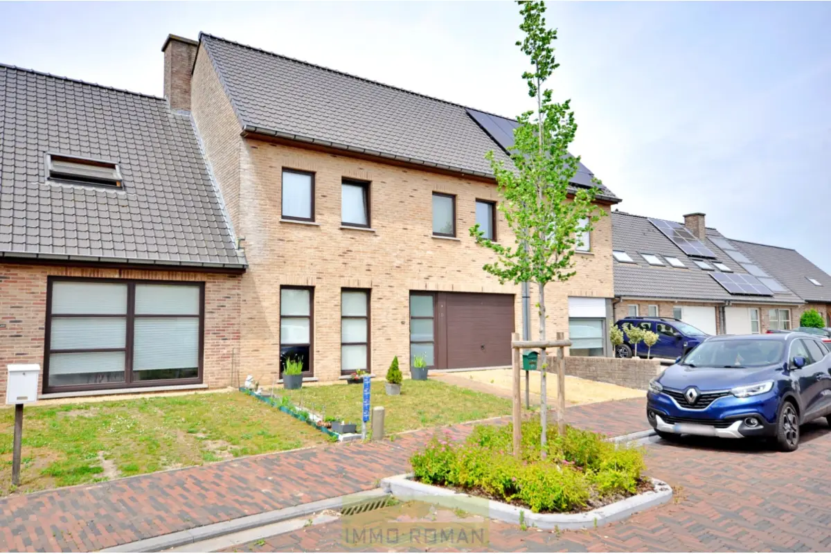 Appartementsgebouw te  koop in Kluisbergen 9690 319000.00€ 3 slaapkamers 168.00m² - Zoekertje 786311