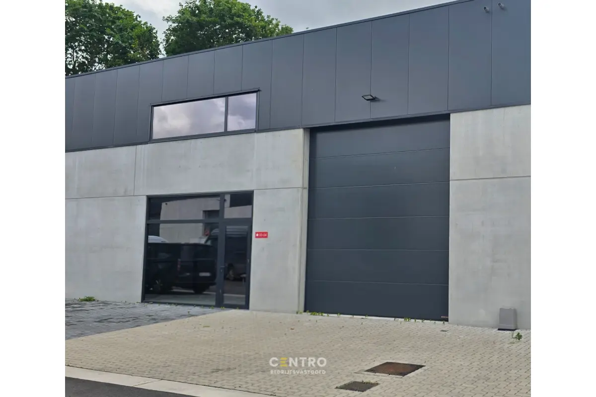 Handelszaak te  huur in Aalter 9880 1150.00€  slaapkamers 255.00m² - Zoekertje 786259