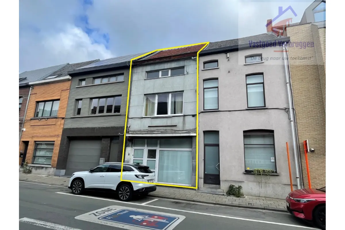 Huis te  koop in Aalst 9300 199000.00€  slaapkamers 195.00m² - Zoekertje 786411