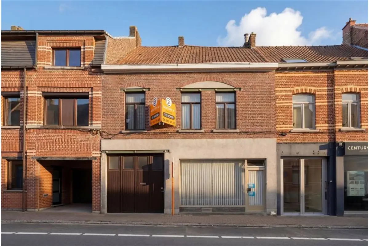 Handelszaak te  koop in Zottegem 9620 195000.00€ 4 slaapkamers 182.00m² - Zoekertje 785911