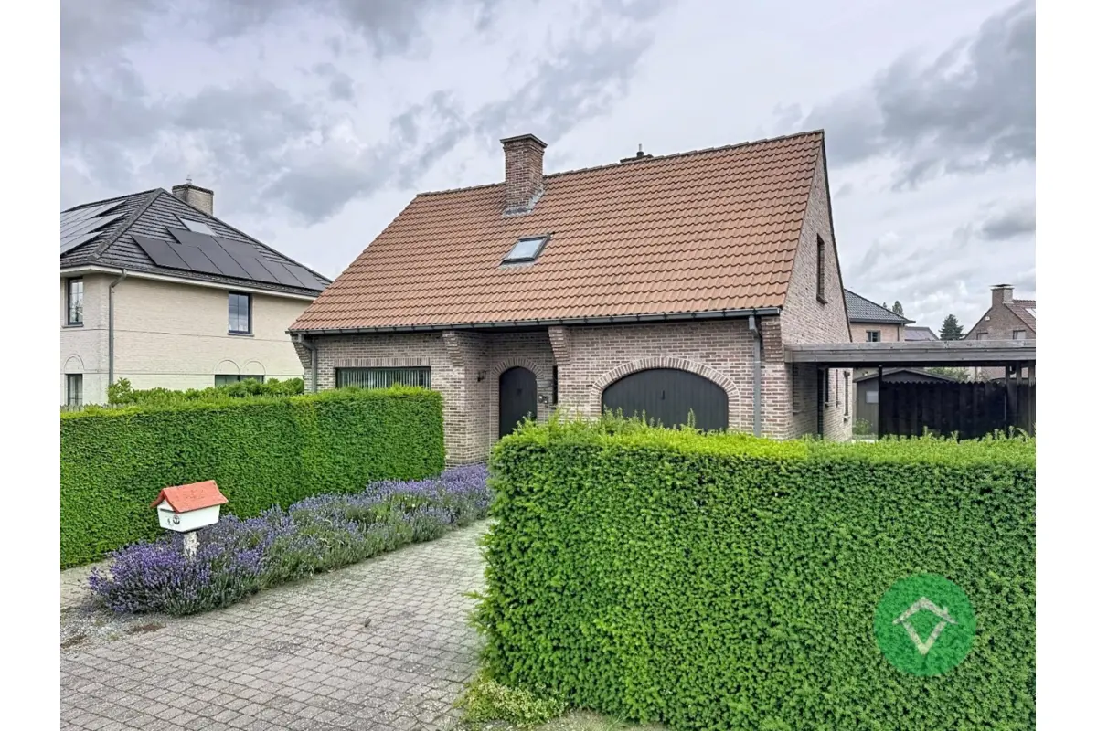 Huis te  koop in Oosterzele 9860 475000.00€ 3 slaapkamers 210.00m² - Zoekertje 786767
