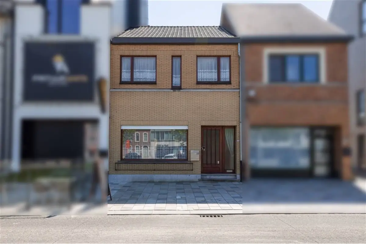 Huis te  koop in Sint-Lievens-Houtem 9520 275000.00€ 3 slaapkamers 125.00m² - Zoekertje 787084
