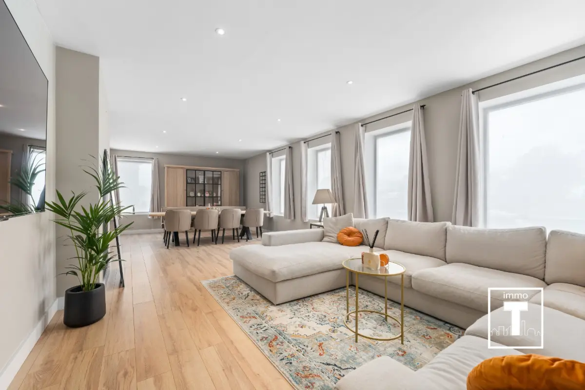 Huis te  huur in Oosterzele 9860 1195.00€ 3 slaapkamers 224.00m² - Zoekertje 787644
