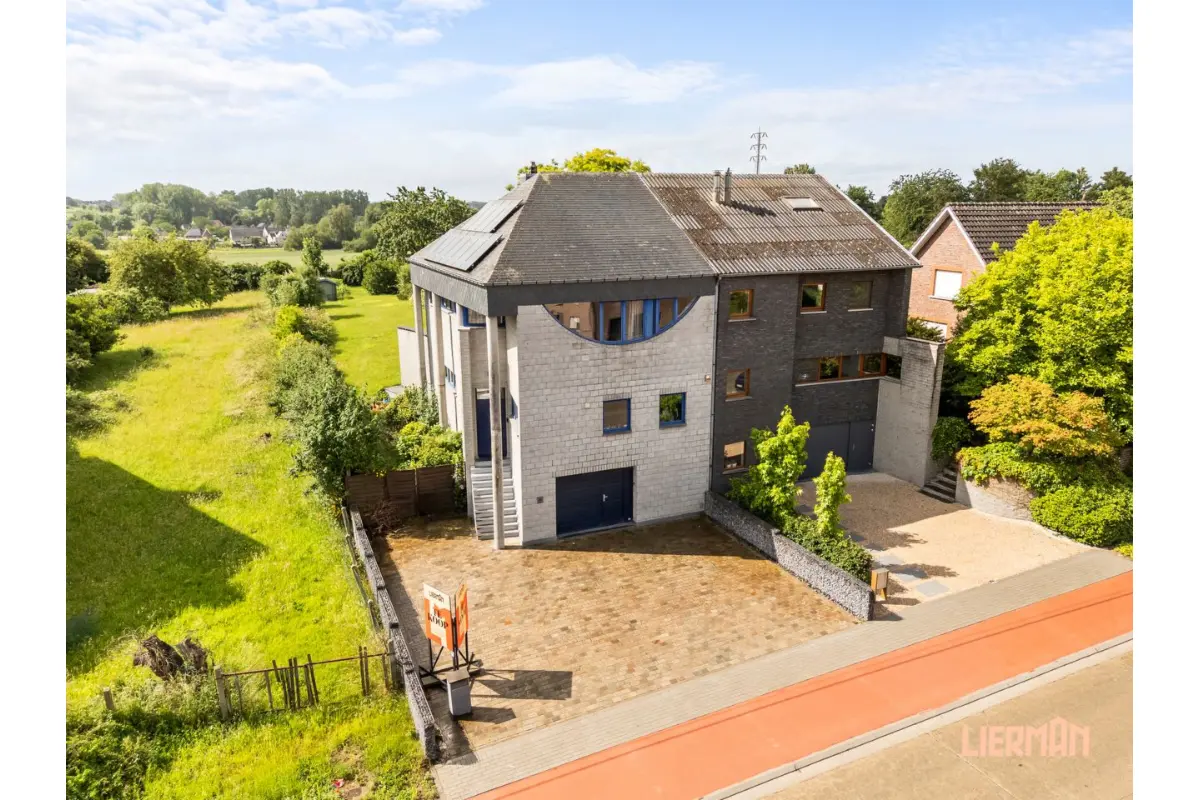 Huis te  koop in Erpe-Mere 9420 549000.00€ 3 slaapkamers 214.00m² - Zoekertje 789603