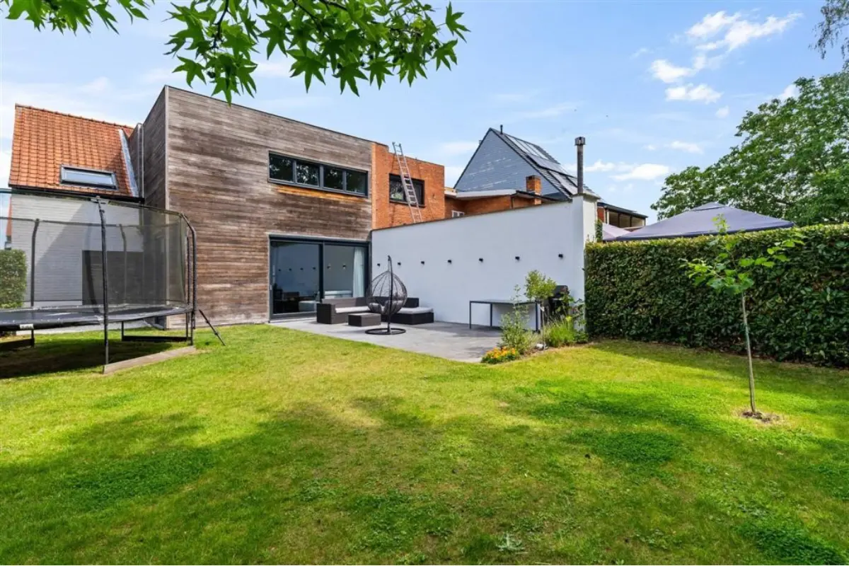 Huis te  koop in Stekene 9190 425000.00€ 3 slaapkamers 200.00m² - Zoekertje 789748