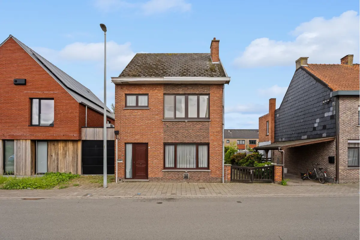 Huis te  koop in Zele 9240 245000.00€ 3 slaapkamers 121.00m² - Zoekertje 790743