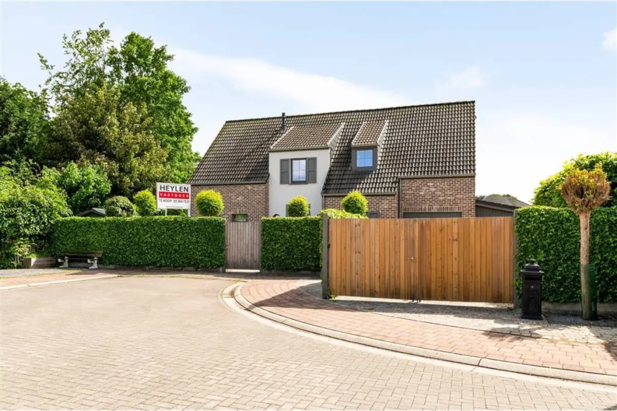 Huis te  koop in Moerbeke-Waas 9180 749999.00€ 5 slaapkamers 250.00m² - Zoekertje 790901