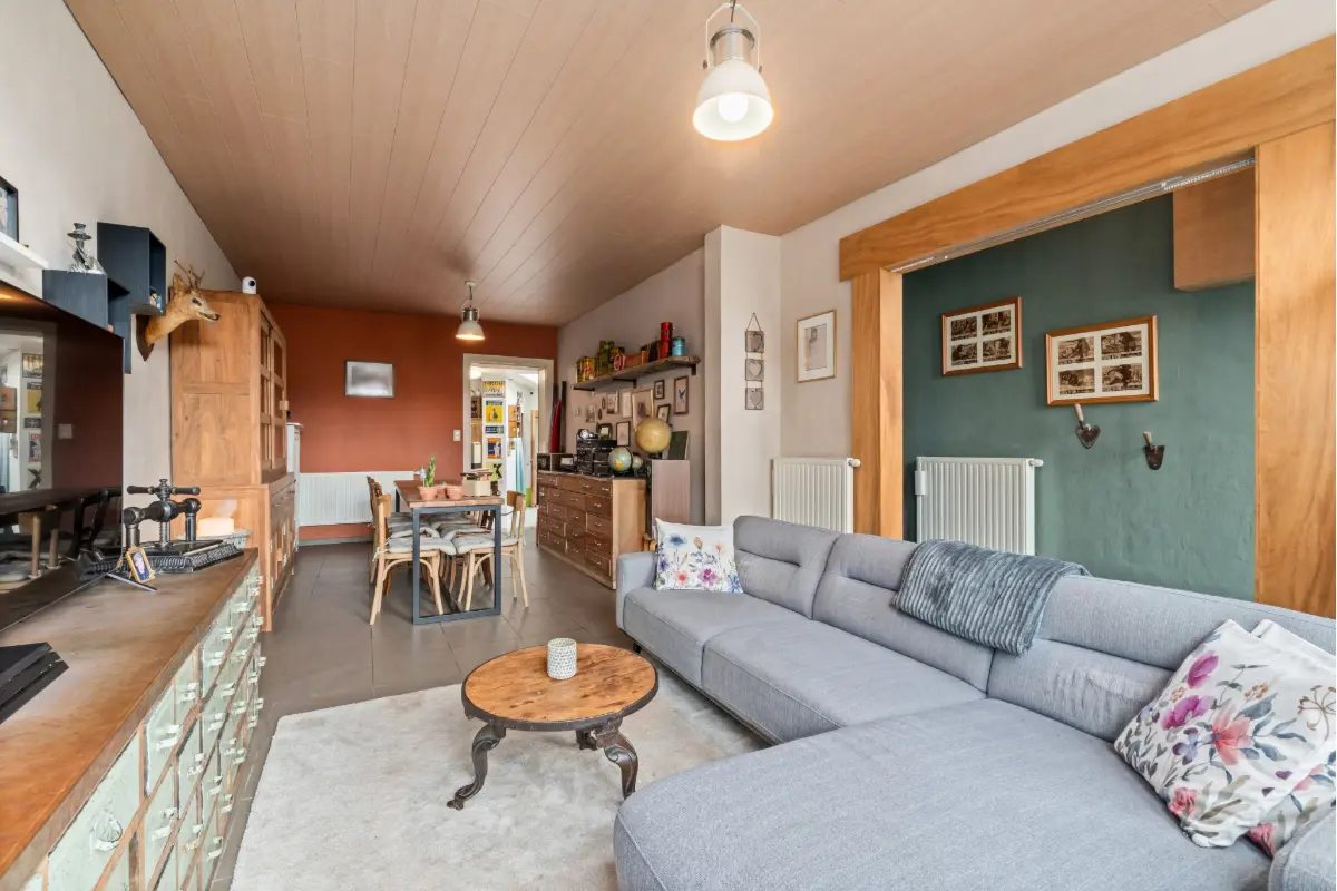 Huis te  koop in Ronse 9600 249000.00€ 3 slaapkamers 196.00m² - Zoekertje 790175