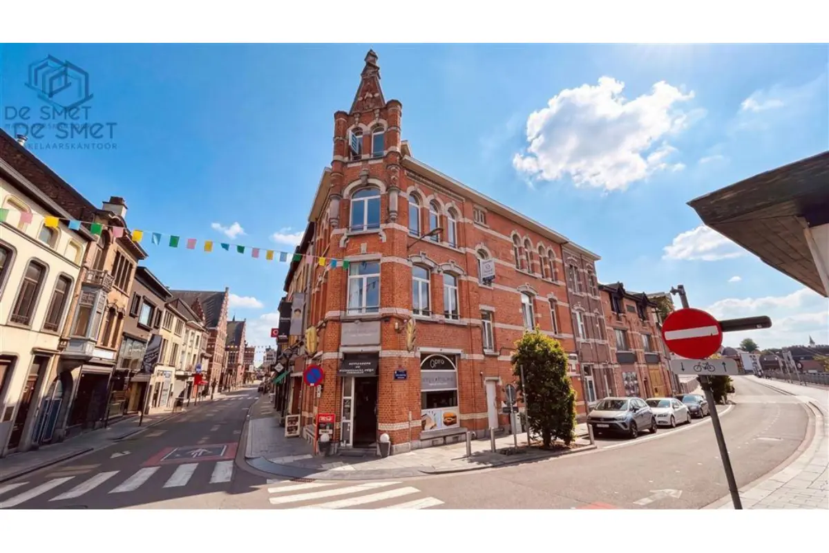 Appartement te  koop in Geraardsbergen 9500 130000.00€ 1 slaapkamers 49.00m² - Zoekertje 792046