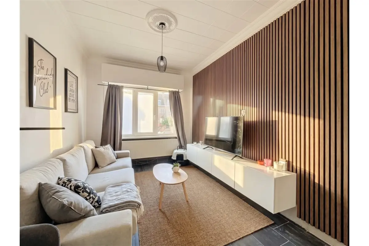 Huis te  koop in Sint-Niklaas 9100 375000.00€ 2 slaapkamers 144.00m² - Zoekertje 792152