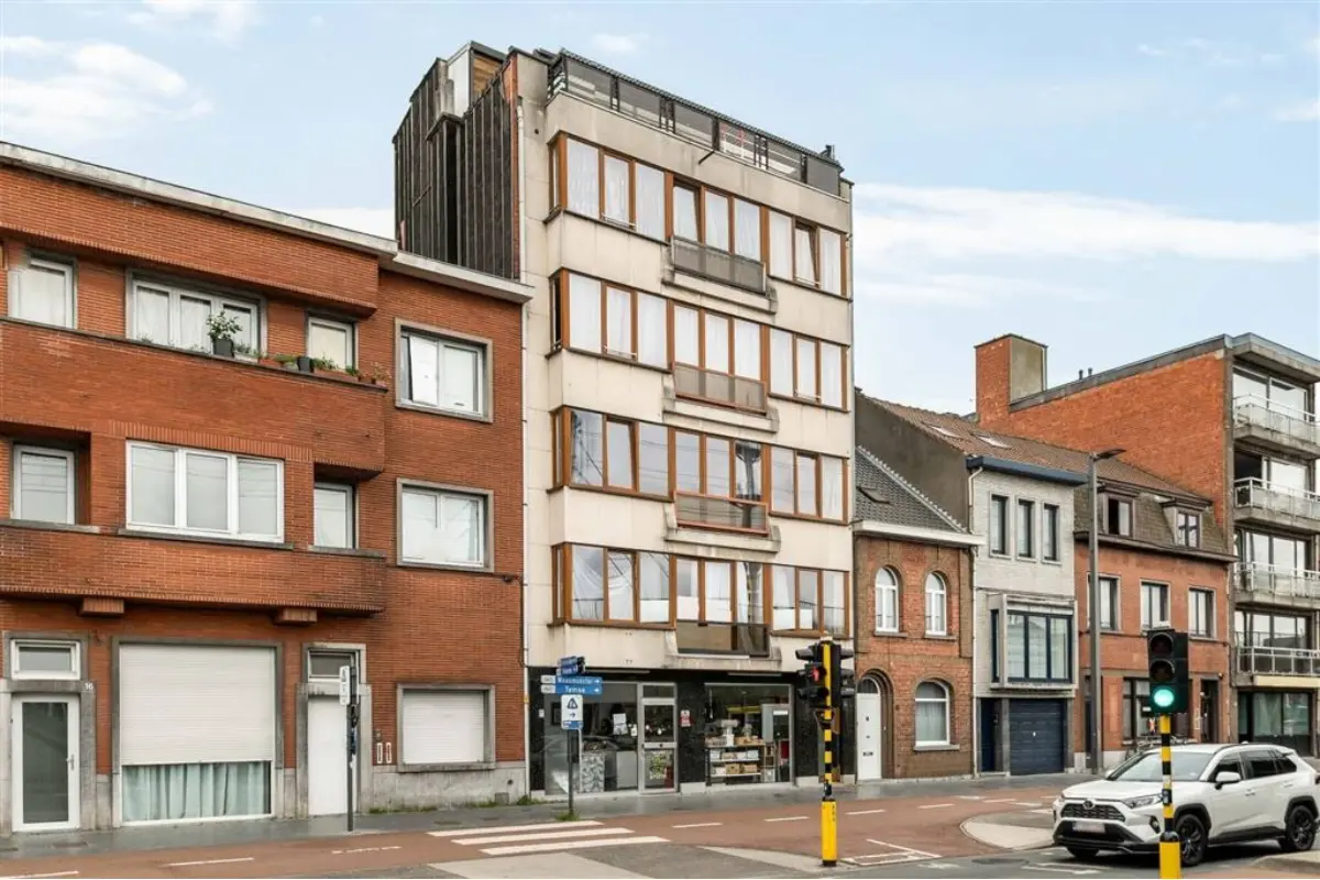 Appartement te  koop in Sint-Niklaas 9100 139000.00€ 1 slaapkamers 52.00m² - Zoekertje 791567
