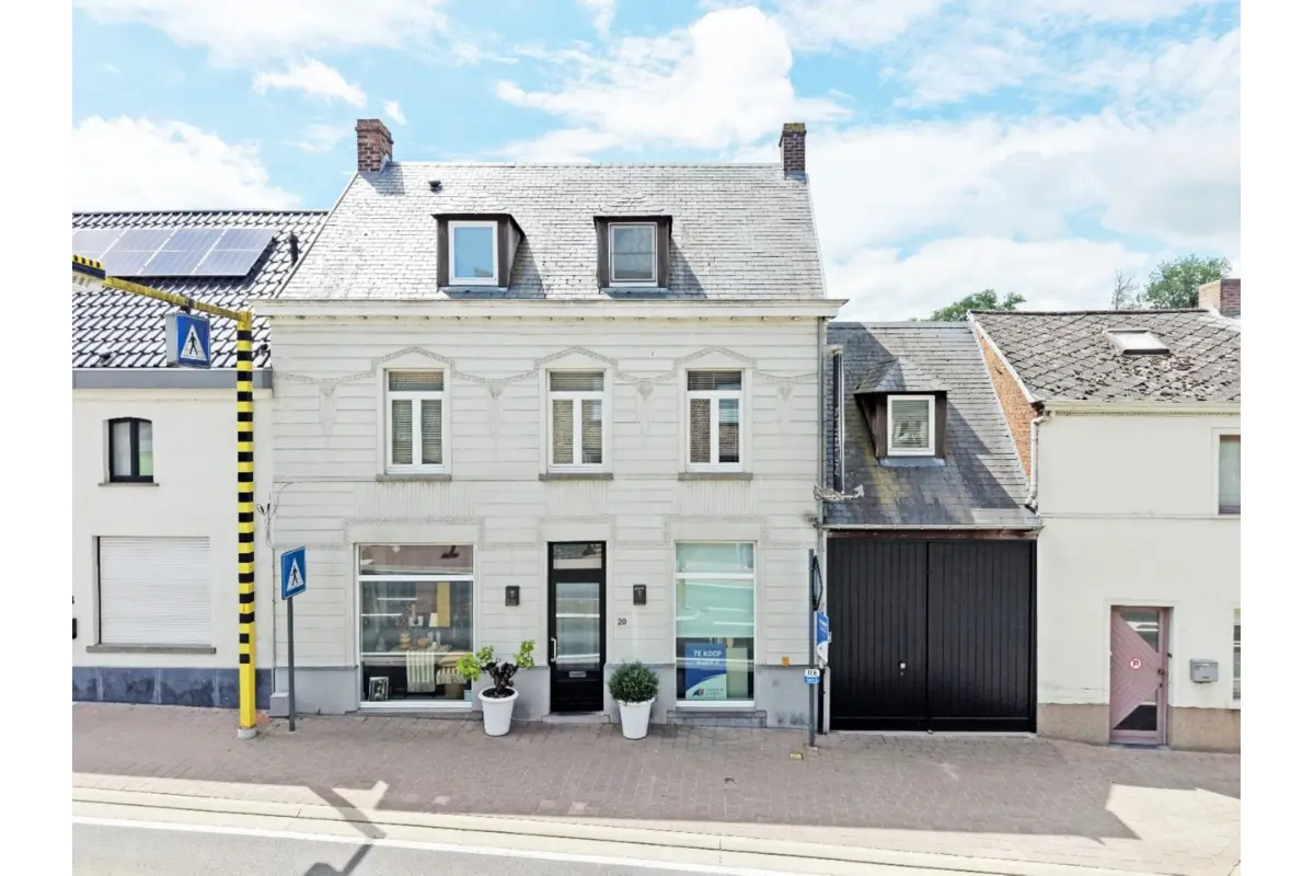 Huis te  koop in Zottegem 9620 545000.00€ 2 slaapkamers 274.00m² - Zoekertje 791956