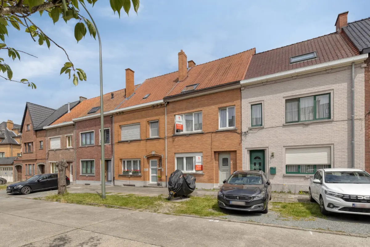 Huis te  koop in Zottegem 9620 275000.00€ 3 slaapkamers 188.00m² - Zoekertje 792910