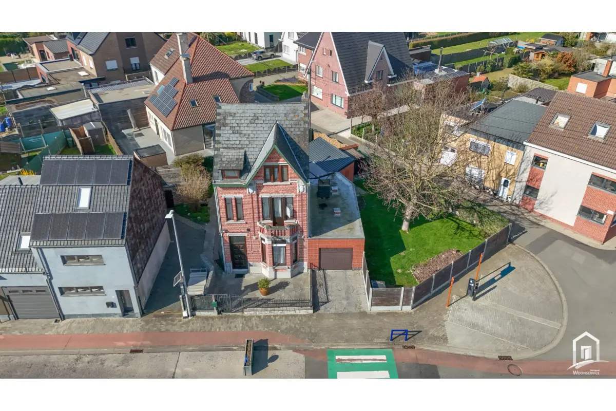 Herenhuis te  in Haaltert 9450 439000.00€ 4 slaapkamers m² - Zoekertje 794356
