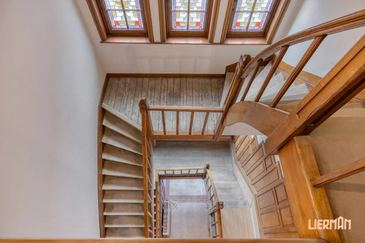 Herenhuis te  koop in Aalst 9300 619000.00€ 5 slaapkamers 307.00m² - Zoekertje 805634
