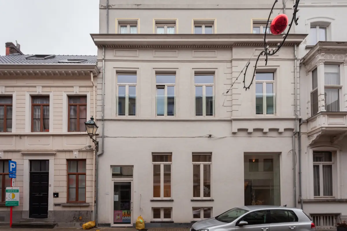 Huis te  koop in Wetteren 9230 170000.00€  slaapkamers 107.00m² - Zoekertje 806002