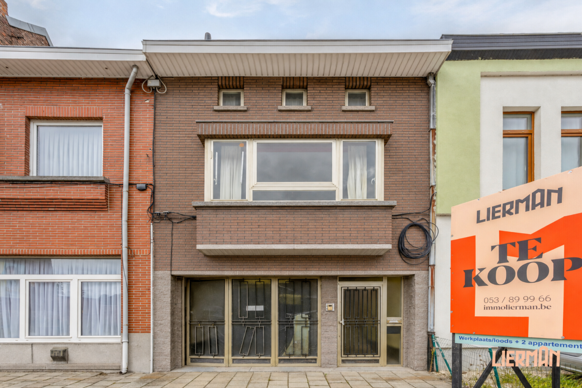 Mixgebouw te  koop in Aalst 9300 250000.00€ 4 slaapkamers 460.00m² - Zoekertje 806323