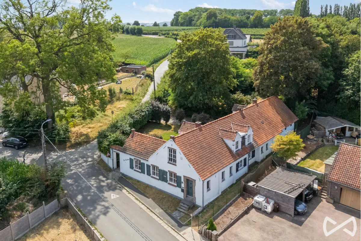 Huis te  koop in Oudenaarde 9700 490000.00€ 4 slaapkamers 272.00m² - Zoekertje 807176