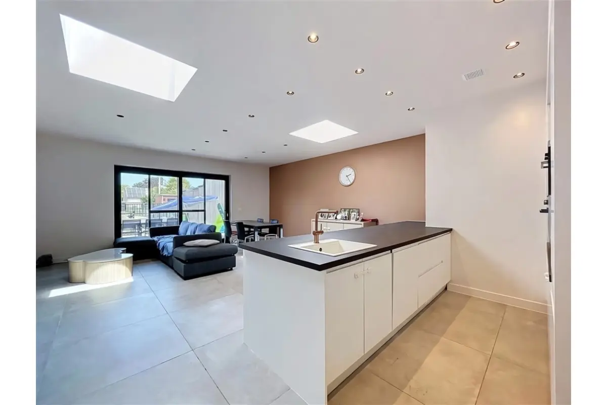 Huis te  koop in De Klinge 9170 475000.00€ 3 slaapkamers 180.00m² - Zoekertje 809117