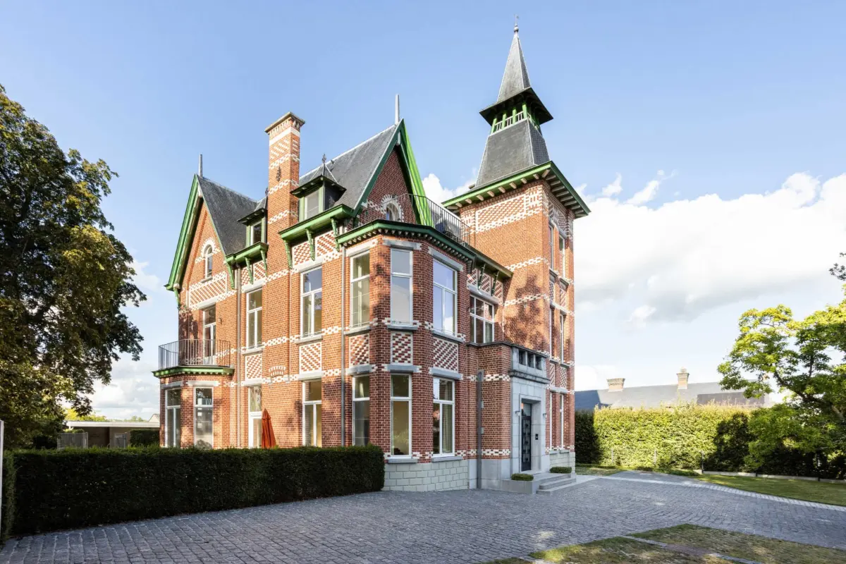 Kasteel te  koop in Geraardsbergen 9500 2250000.00€ 9 slaapkamers 662.00m² - Zoekertje 810369