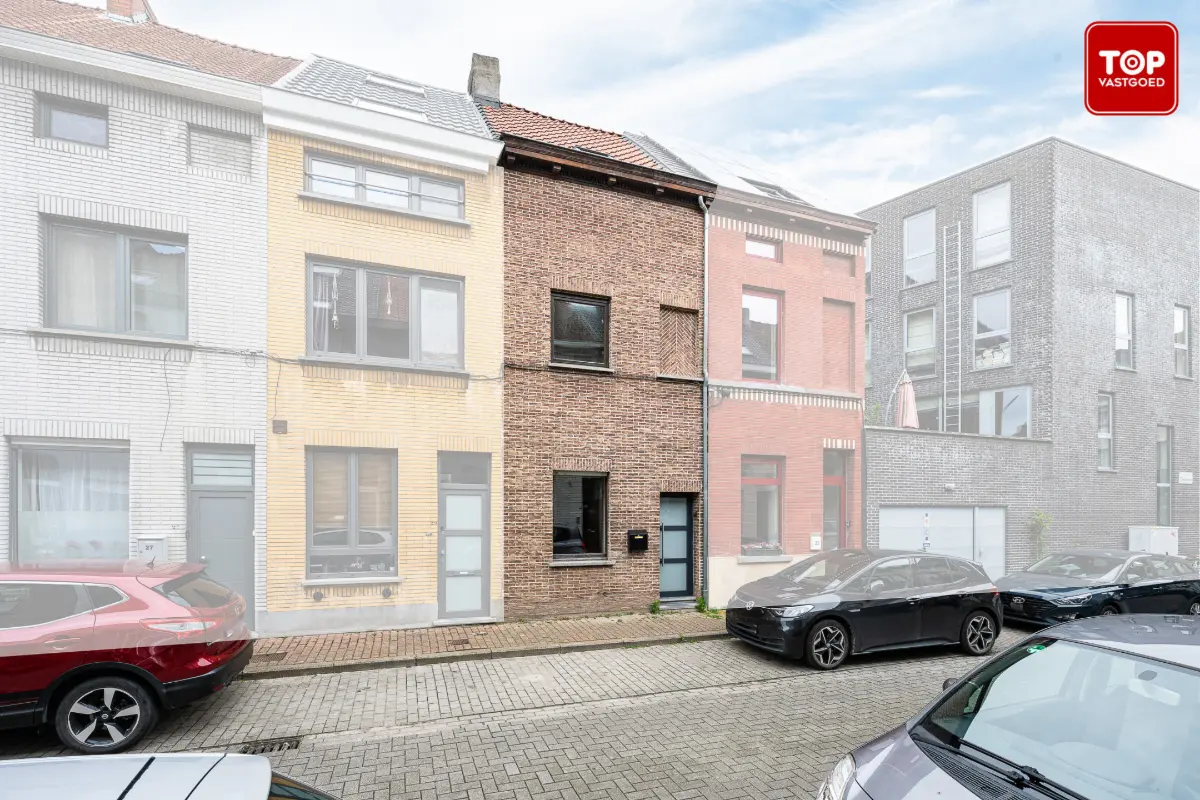 Huis te  koop in Ledeberg 9050 299000.00€ 3 slaapkamers 114.00m² - Zoekertje 814119