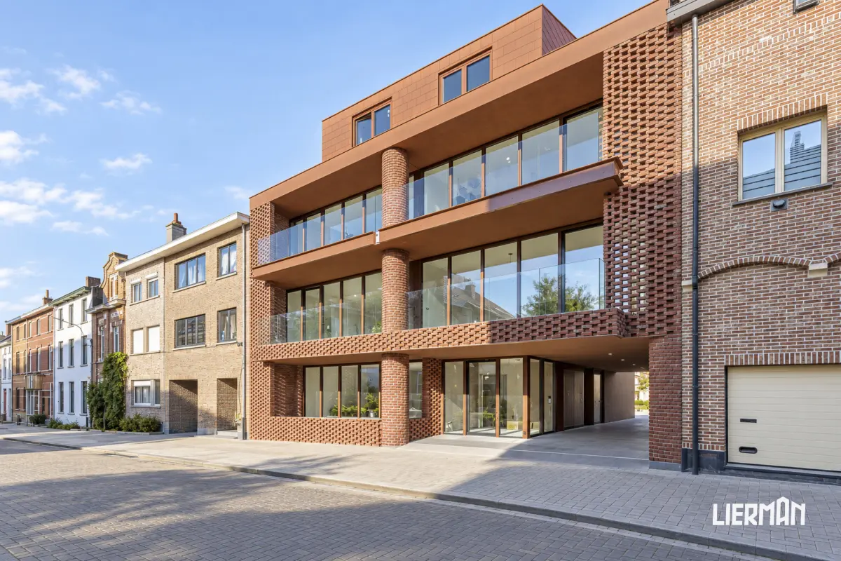 Appartement te  koop in Aalst 9300 349000.00€ 2 slaapkamers 96.00m² - Zoekertje 815147