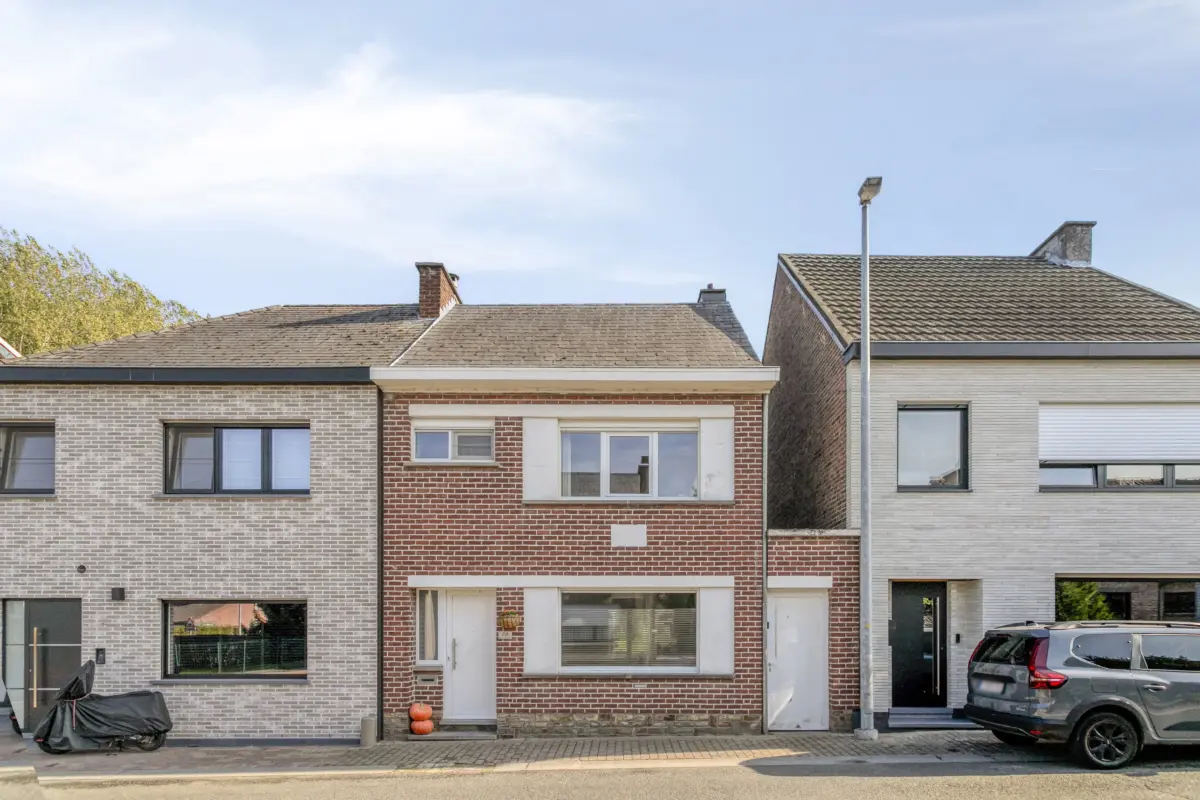 Huis te  koop in Erpe-Mere 9420 299000.00€ 3 slaapkamers 140.00m² - Zoekertje 815465