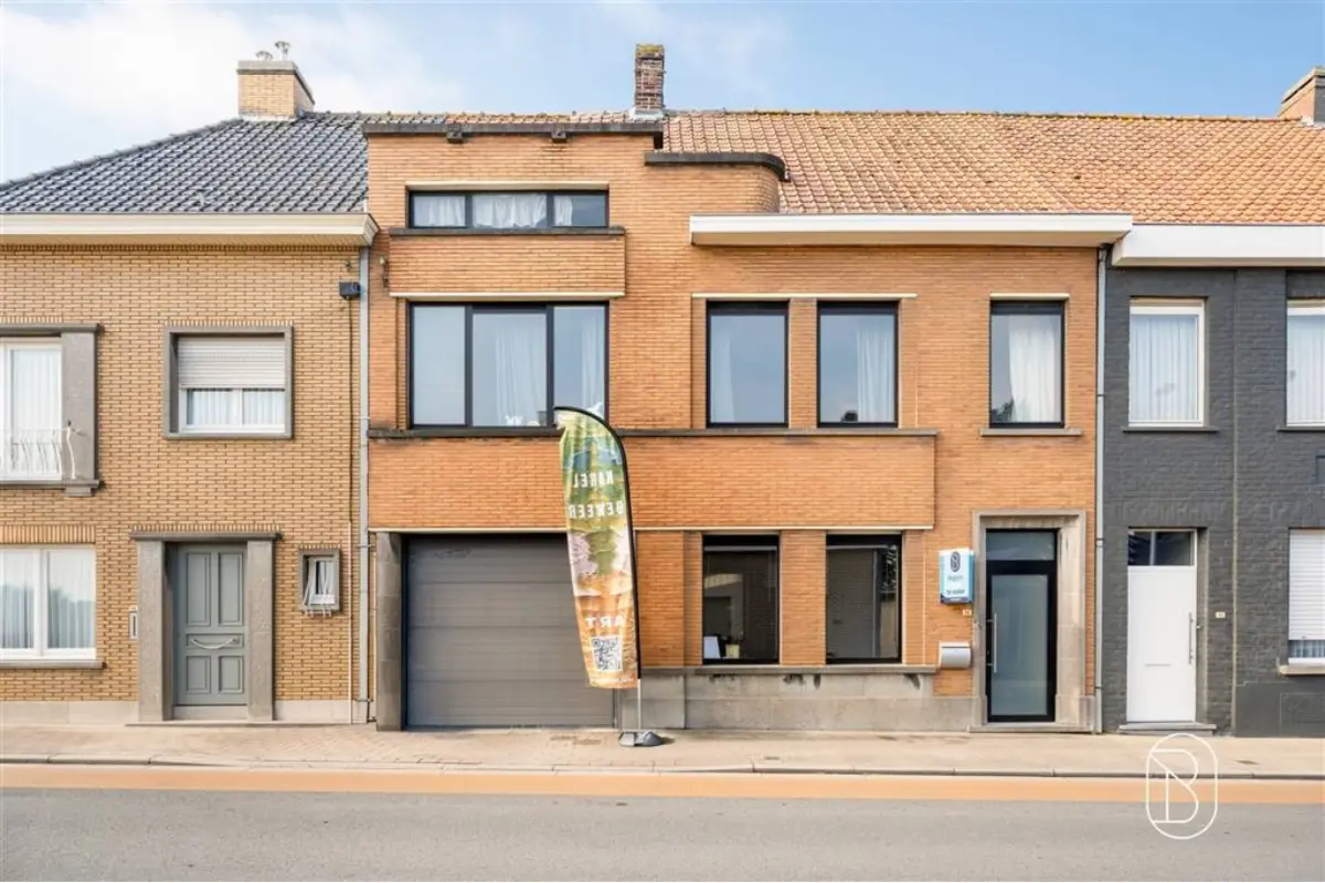 Handelszaak te  koop in Wortegem-Petegem 9790 475000.00€ 4 slaapkamers 296.00m² - Zoekertje 815806