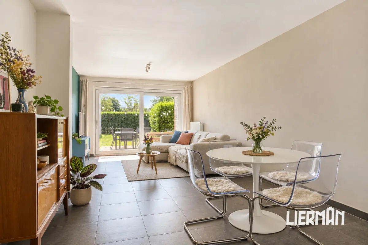 Appartement te  koop in Aalst 9300 235000.00€ 1 slaapkamers 90.00m² - Zoekertje 816287