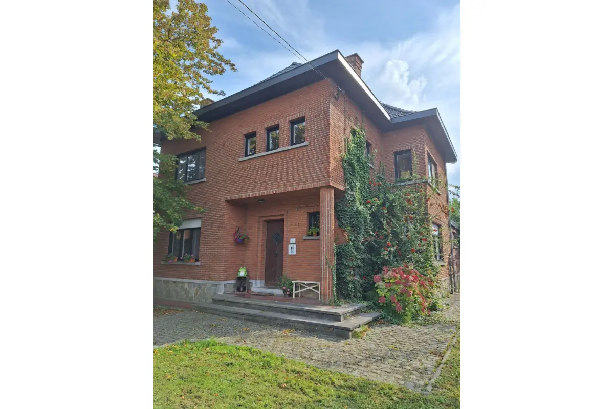 Huis te  koop in Deftinge 9570 395000.00€ 4 slaapkamers 251.00m² - Zoekertje 817231