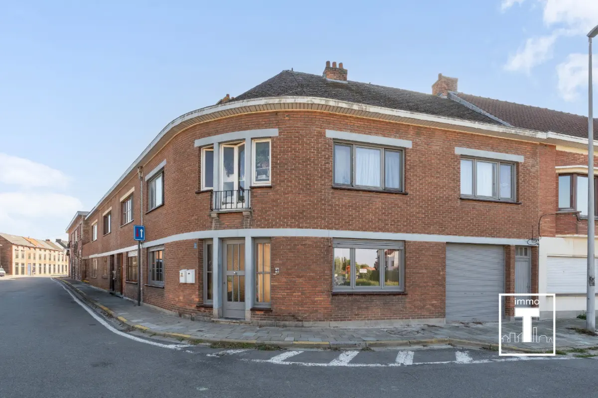 Huis te  koop in Gontrode 9090 349000.00€ 3 slaapkamers 129.00m² - Zoekertje 818396
