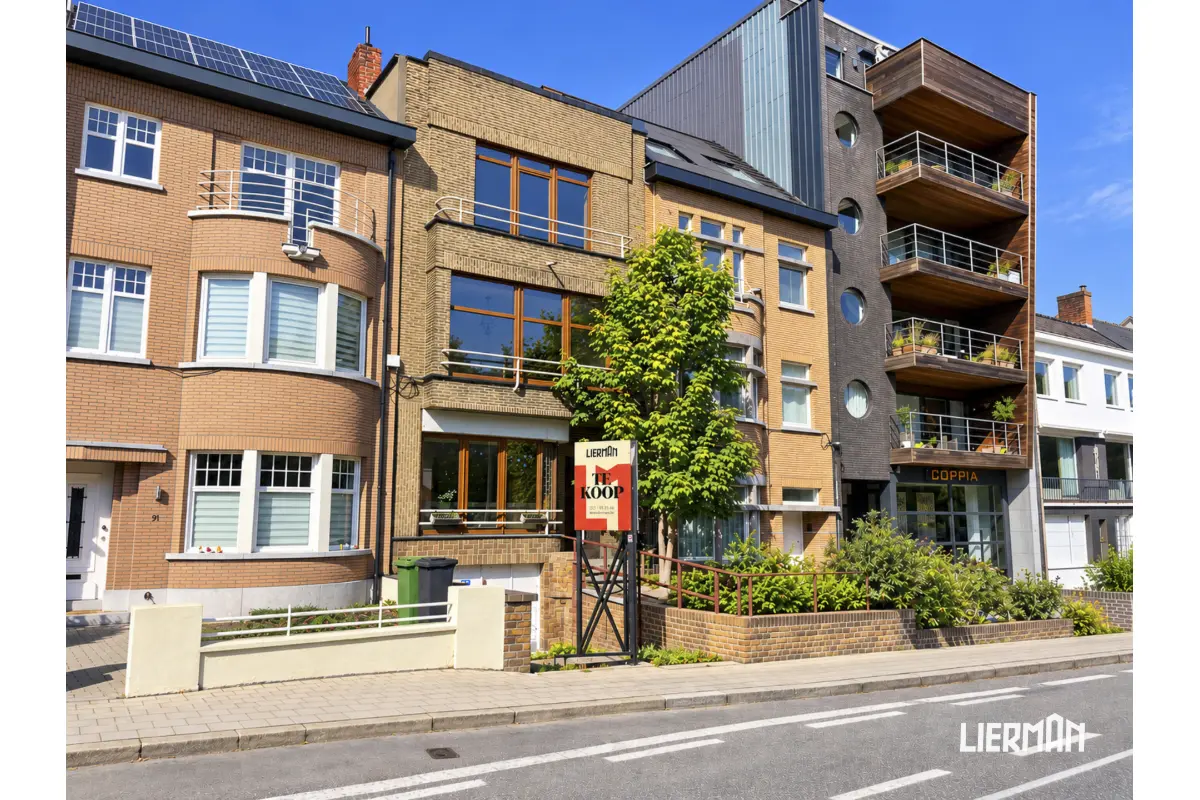 Herenhuis te  koop in Aalst 9300 459000.00€ 4 slaapkamers 223.00m² - Zoekertje 818518