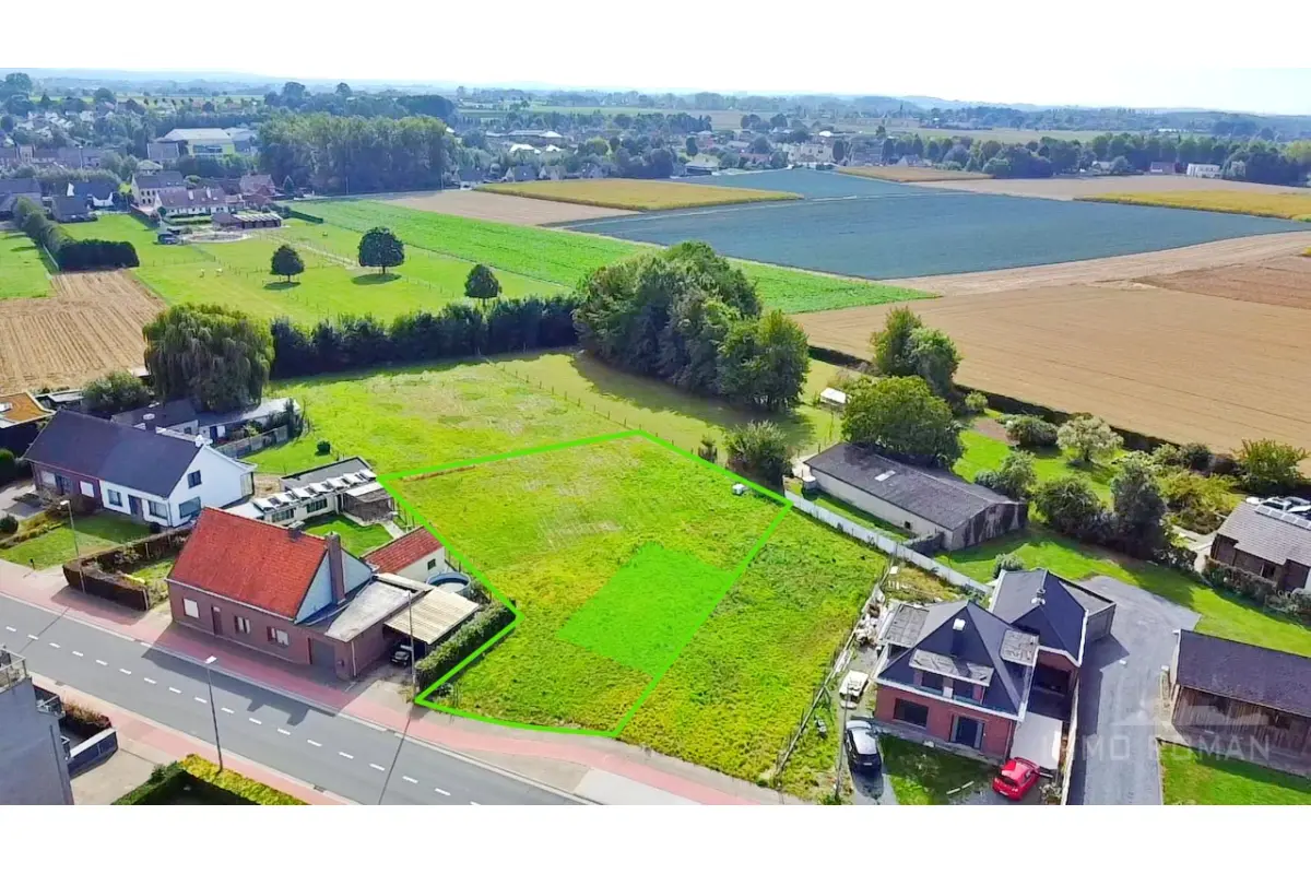 Bouwgrond te  koop in Kruishoutem 9770 220000.00€  slaapkamers m² - Zoekertje 819132