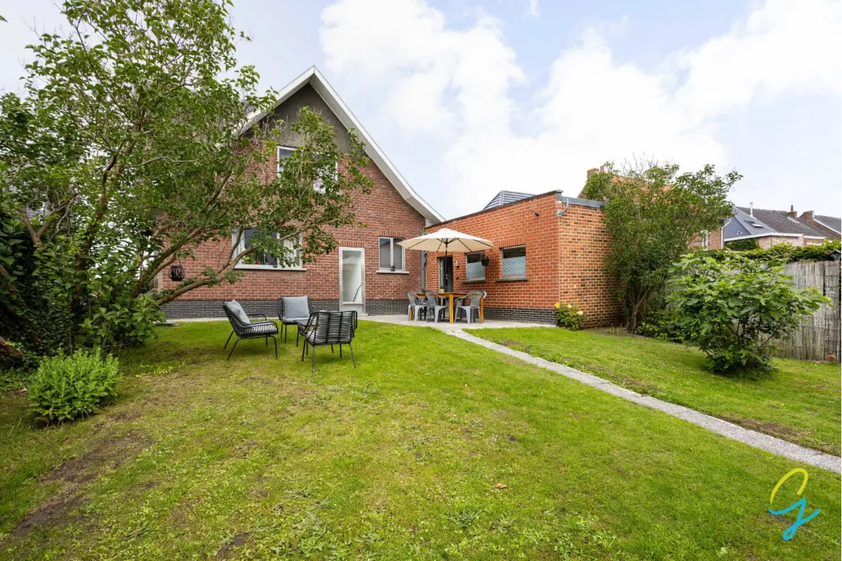 Huis te  koop in Schendelbeke 9506 399000.00€ 5 slaapkamers 230.00m² - Zoekertje 820504